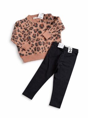 Cotton On Kids Animal Print Sweater & Black Leggings Outfit Set – Size 2 NWT